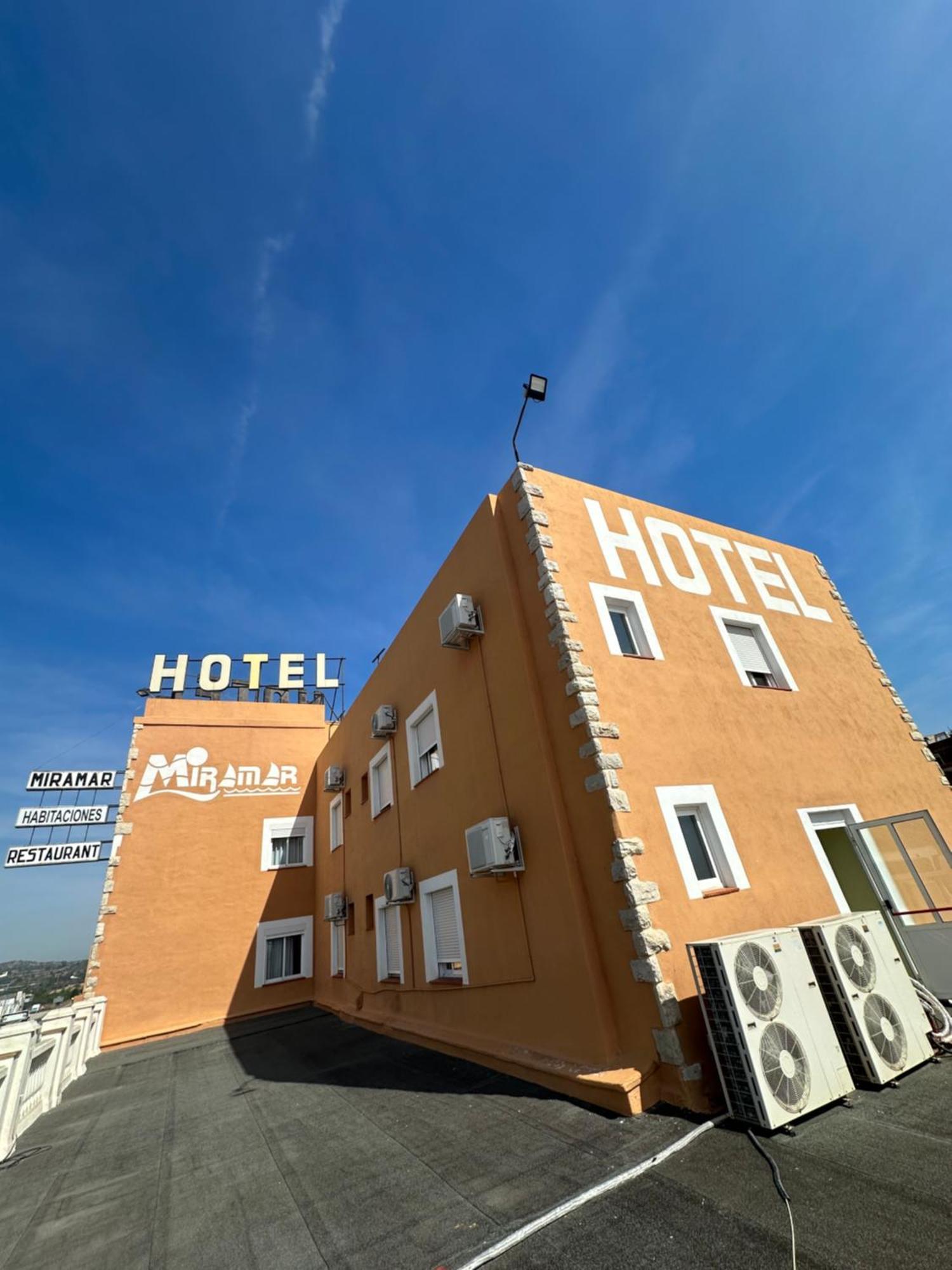 Hotel Miramar 토레블랑카 외부 사진